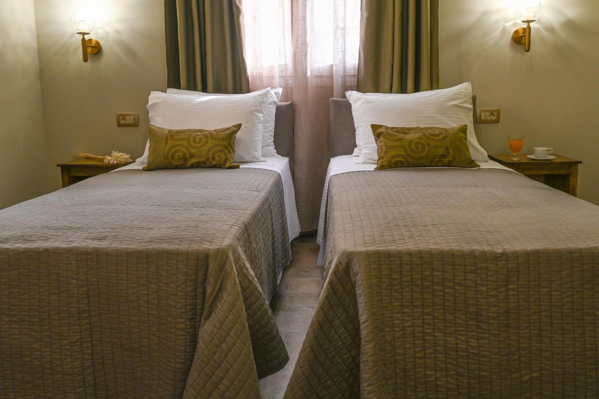 Aparthotel Vivis Hub Argostoli  Esterno foto