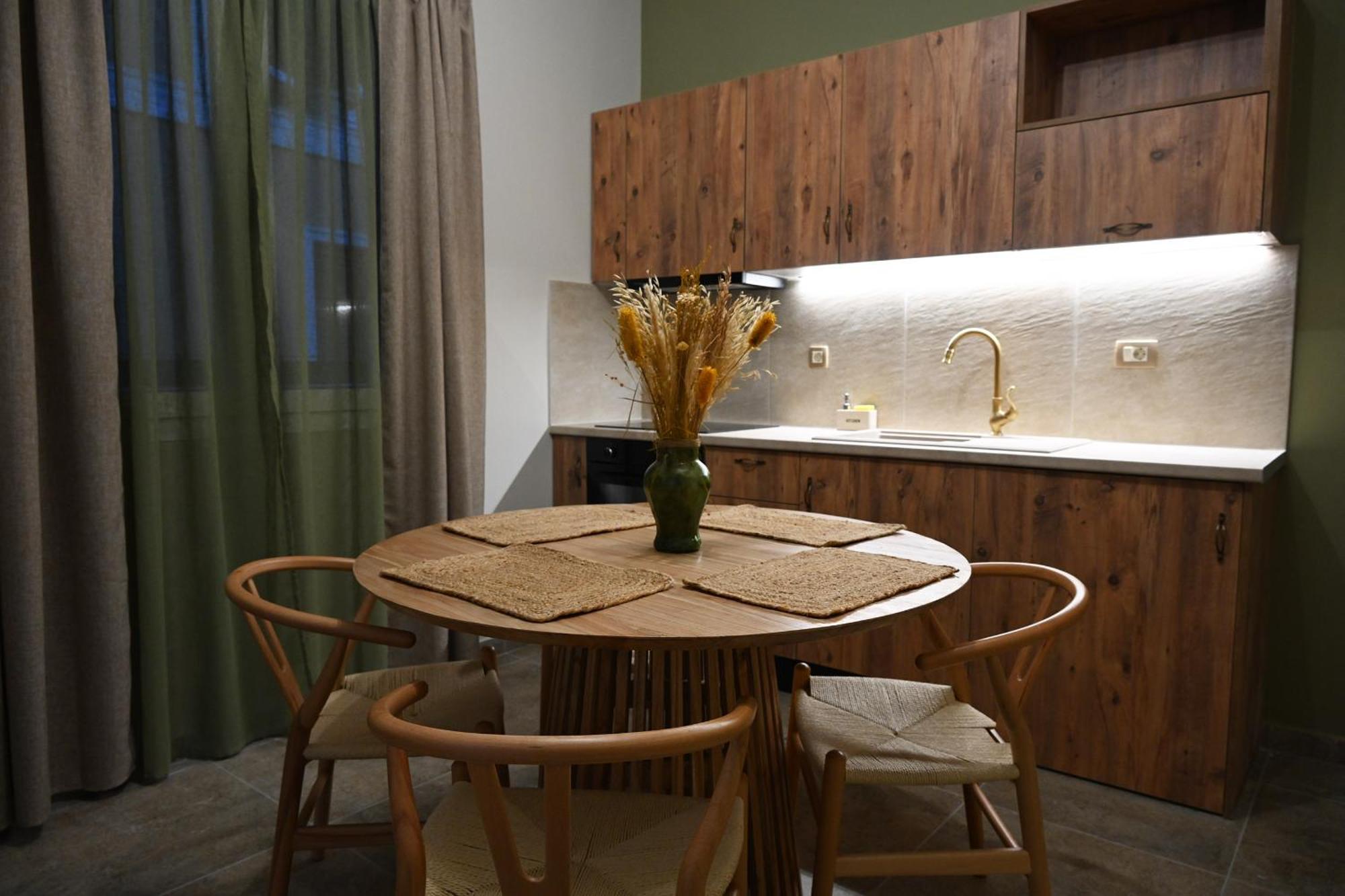 Aparthotel Vivis Hub Argostoli  Esterno foto