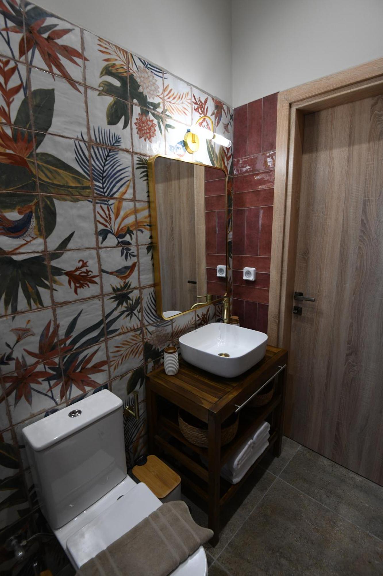 Aparthotel Vivis Hub Argostoli  Esterno foto